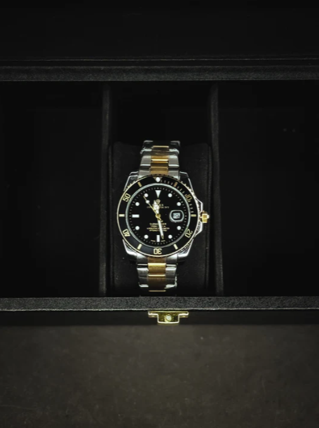 Rolex Submariner –  Throne Edition ( Gold Black )