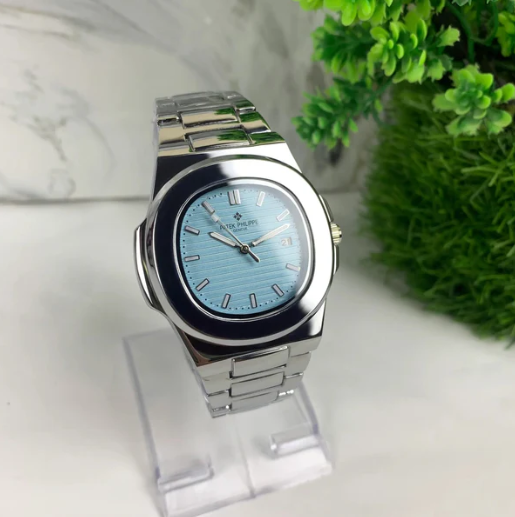 Patek Philippe Nautilus | Silver Chain | Tiffany Dial